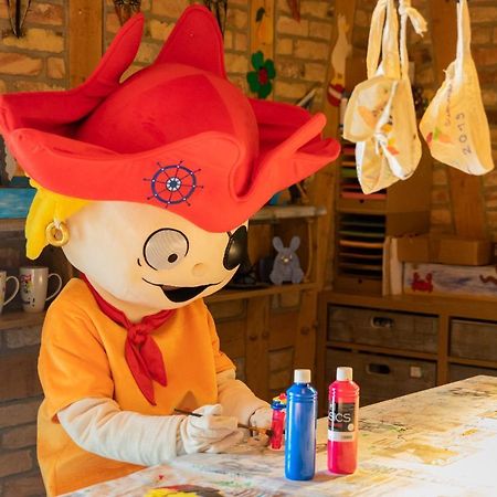 Familien Wellness Hotel Seeklause Mit Grossem Abenteuerspielplatz "Piraten-Insel-Usedom" Kinder Immer All-Inklusive & Getraenke Ganztags Inklusive Trassenheide Dış mekan fotoğraf